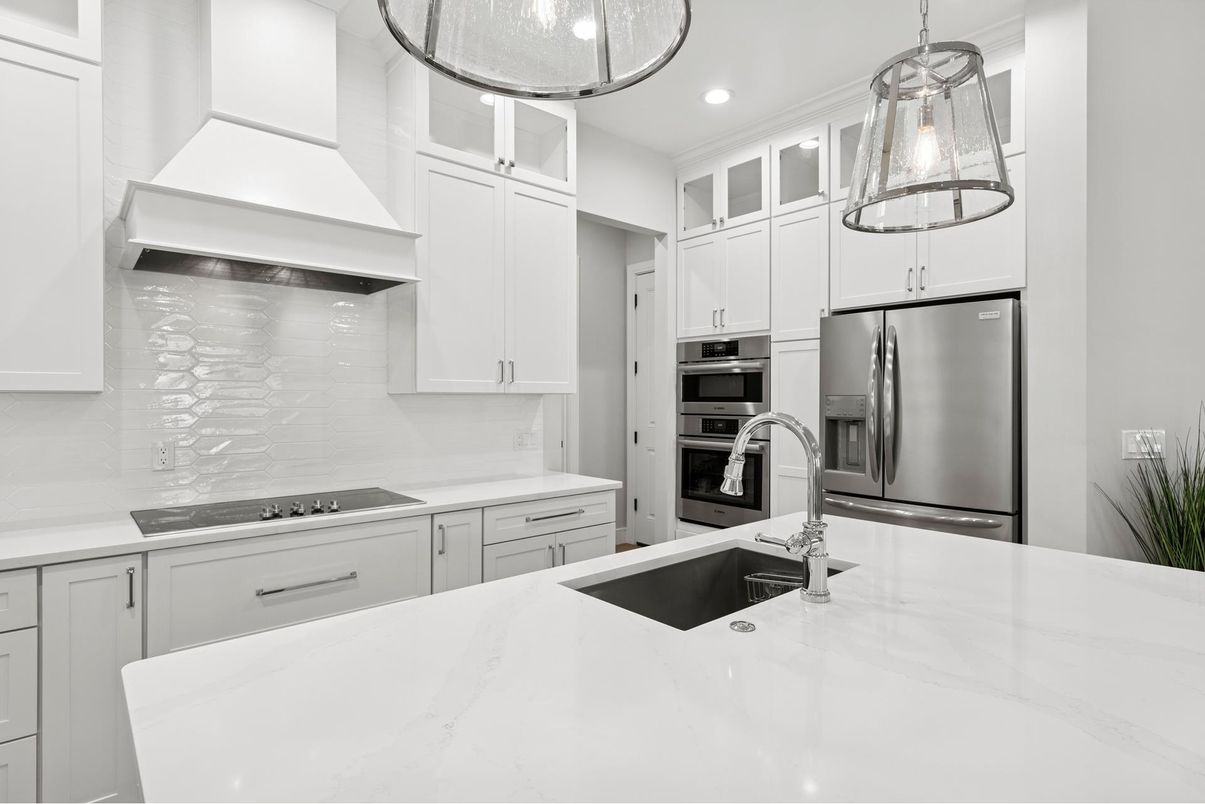 Interior, Kitchen, Pendant Lights, Recessed Lighting, Stainless Steel Appliances