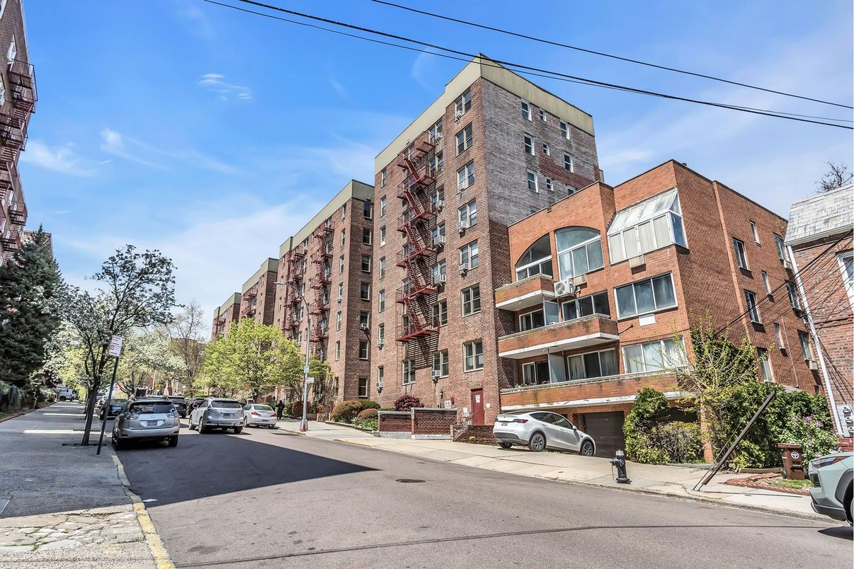 DE Listing image placeholder