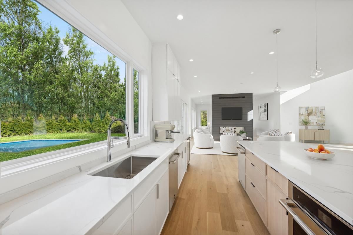 Dining room, Interior, Kitchen, Living room, Pendant Lights, Recessed Lighting, Stainless Steel Appliances, Wood Texture Flooring