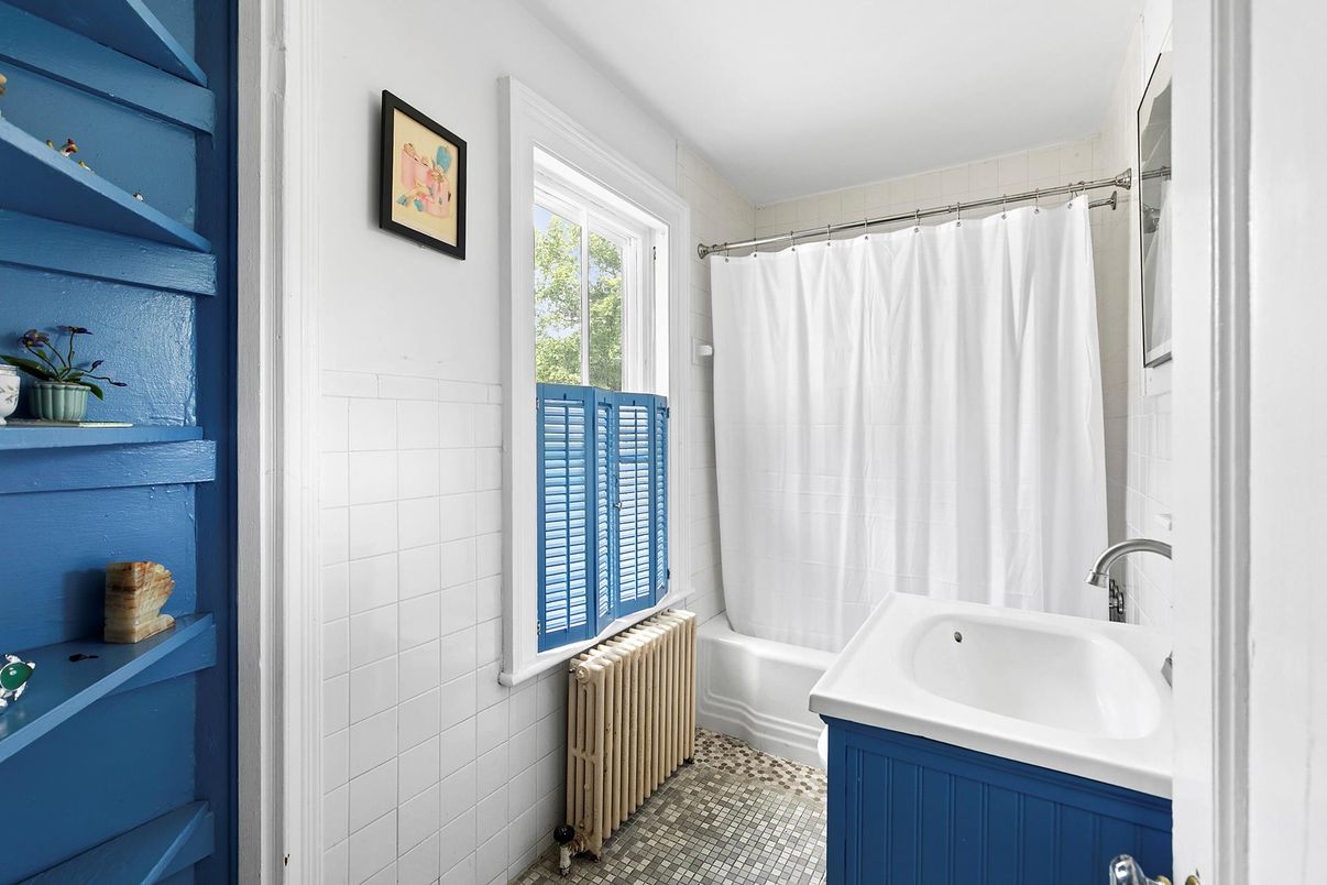 DE Listing image placeholder