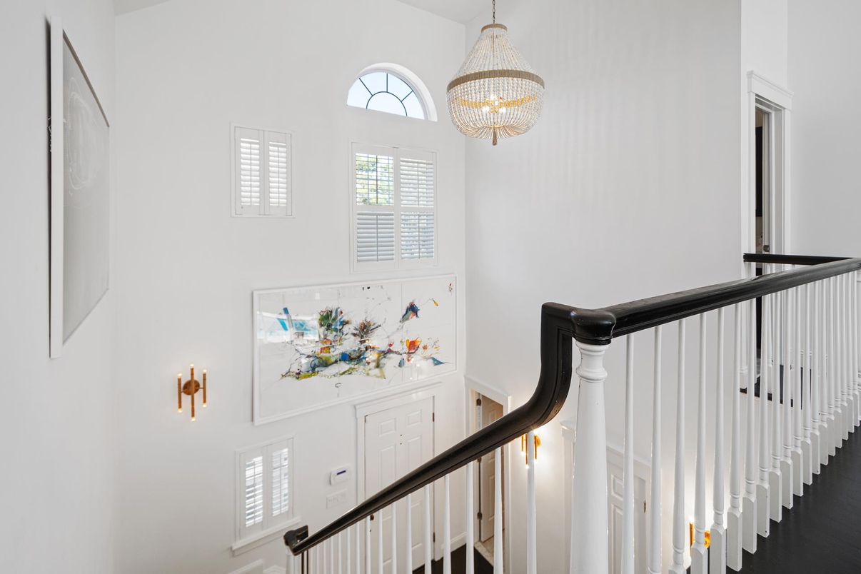 Chandelier, Interior