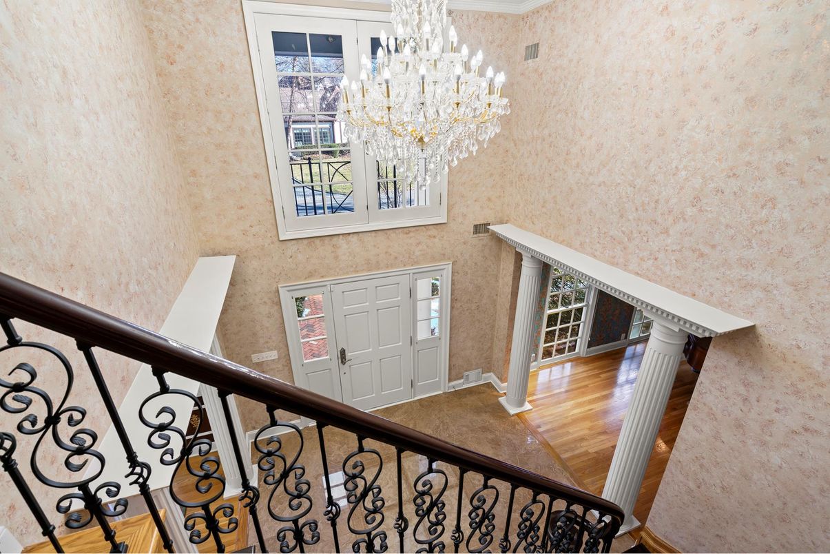 Chandelier, Interior, Wood Texture Flooring