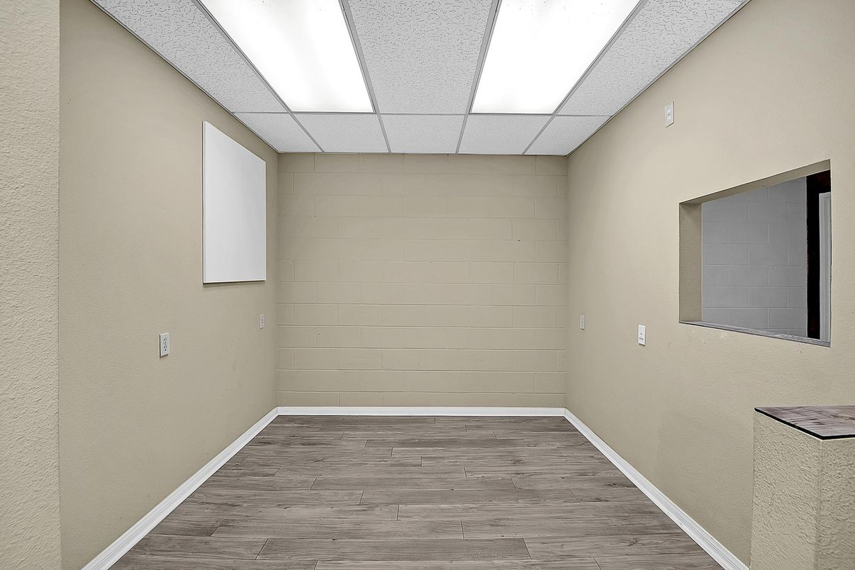 DE Listing image placeholder