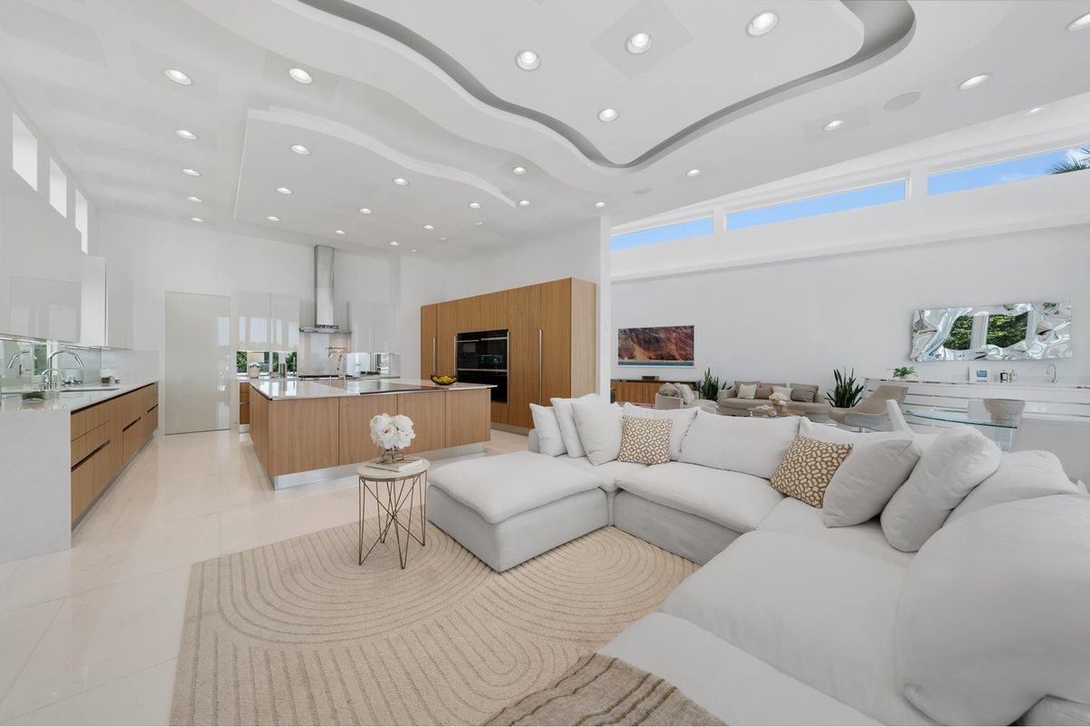 DE Listing image placeholder