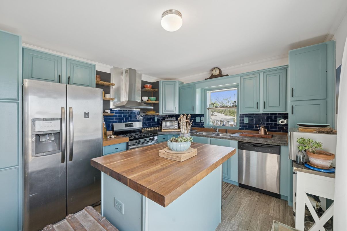 Interior, Kitchen, Stainless Steel Appliances, Wood Texture Flooring