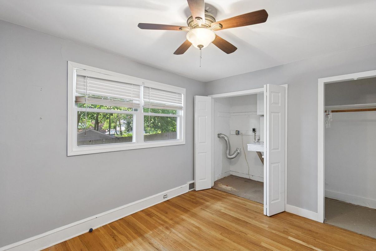 DE Listing image placeholder
