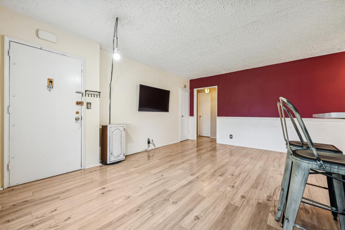 DE Listing image placeholder