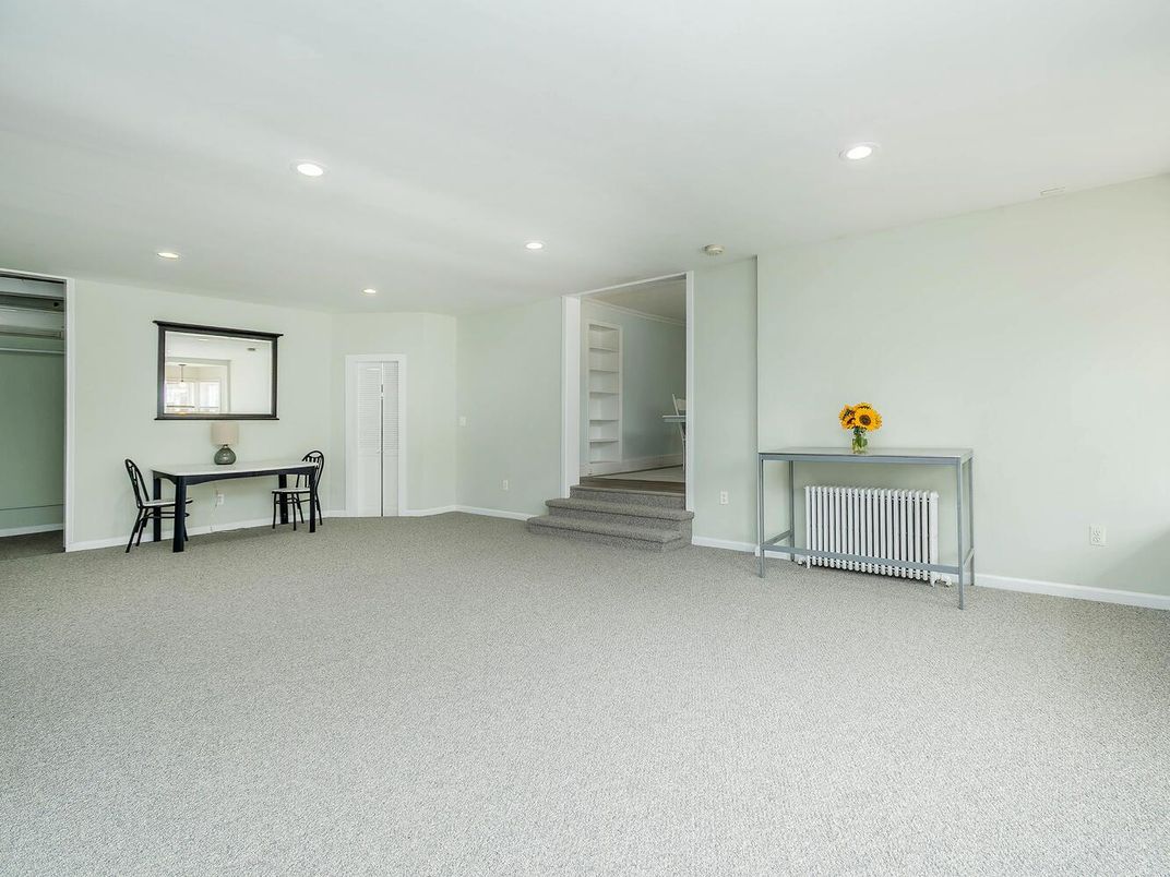 DE Listing image placeholder