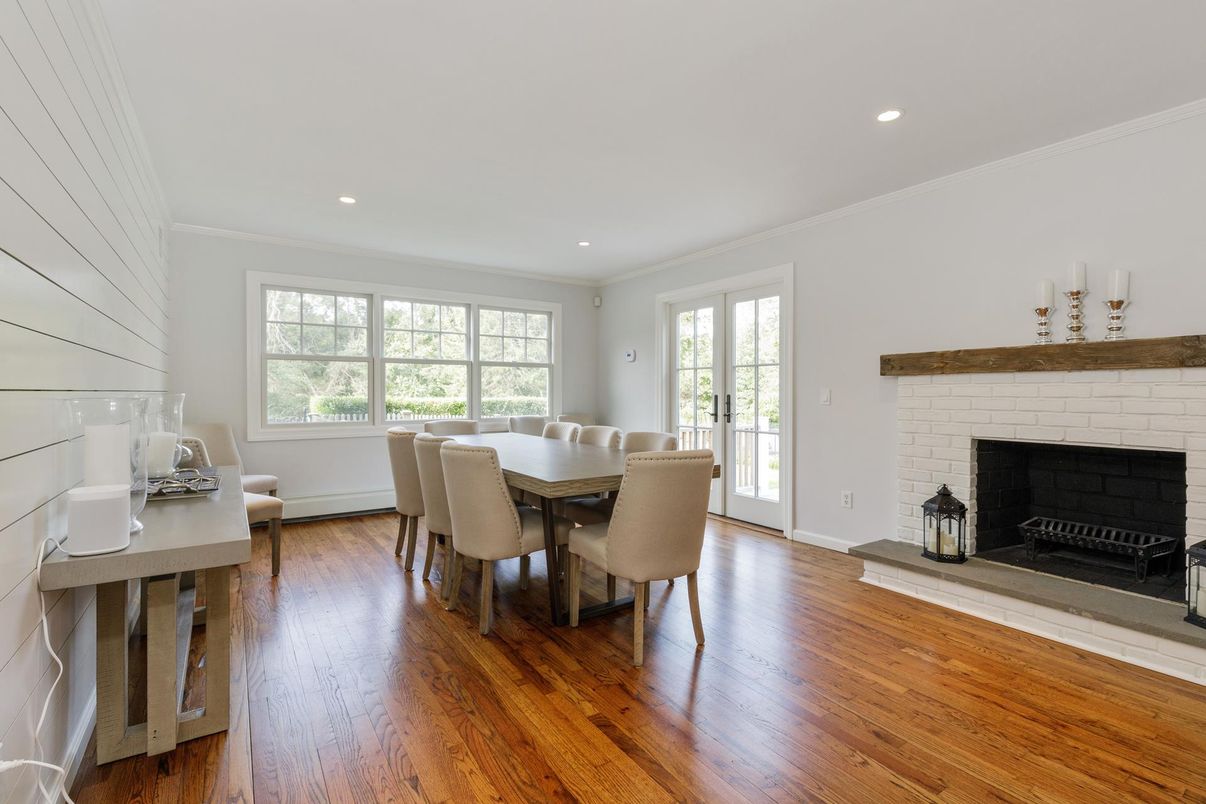 Dining room, Fireplace, Interior, Recessed Lighting, Wood Texture Flooring