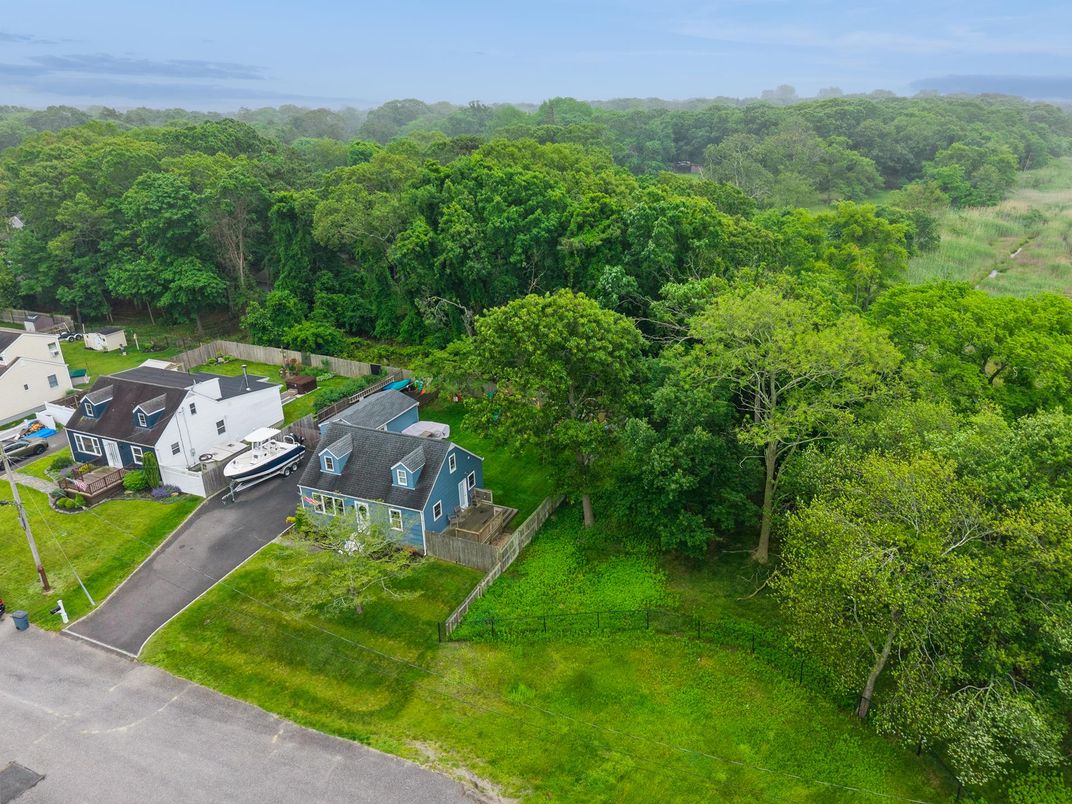 DE Listing image placeholder