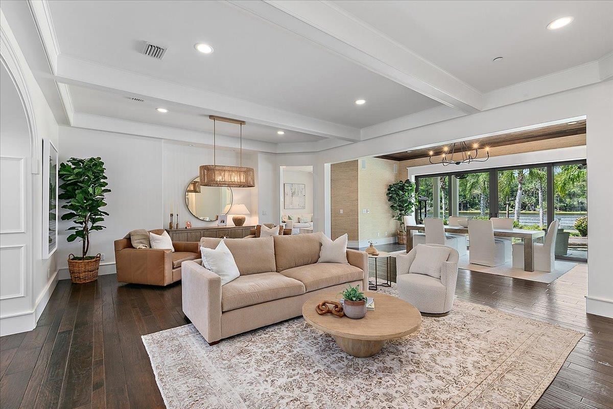 Dining room, Interior, Living room, Pendant Lights, Recessed Lighting, Wood Texture Flooring