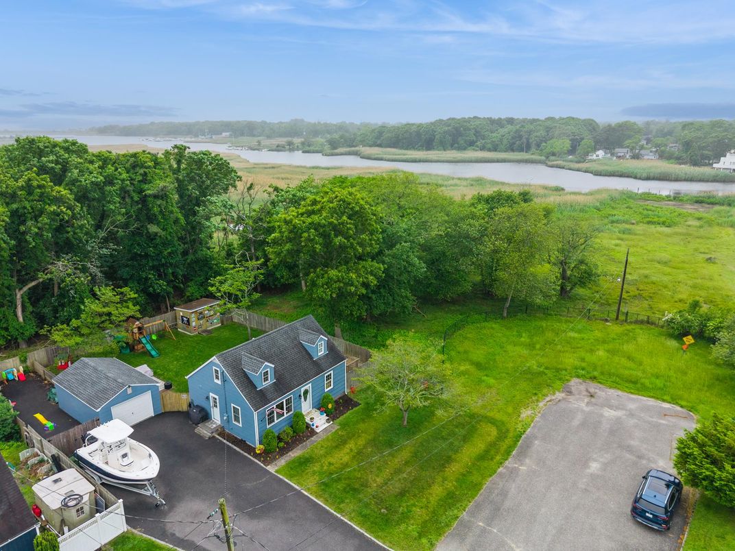 DE Listing image placeholder