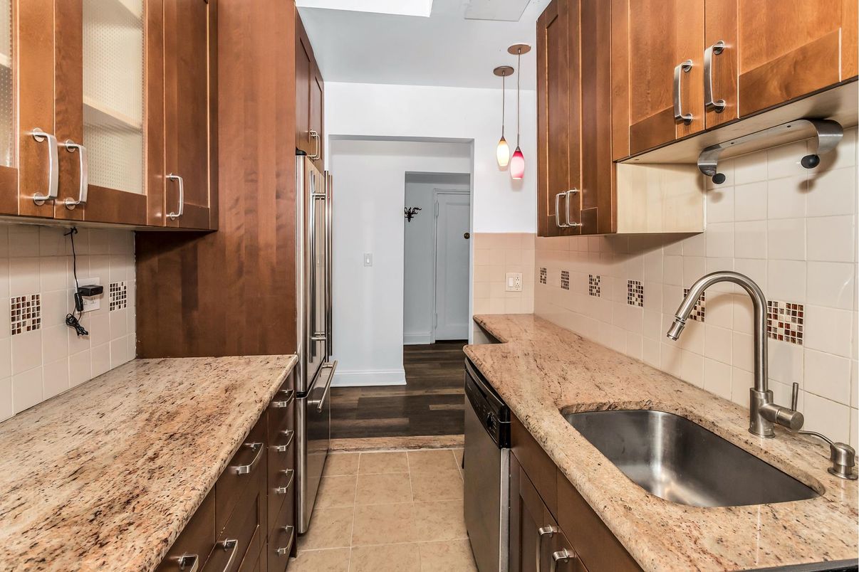 DE Listing image placeholder