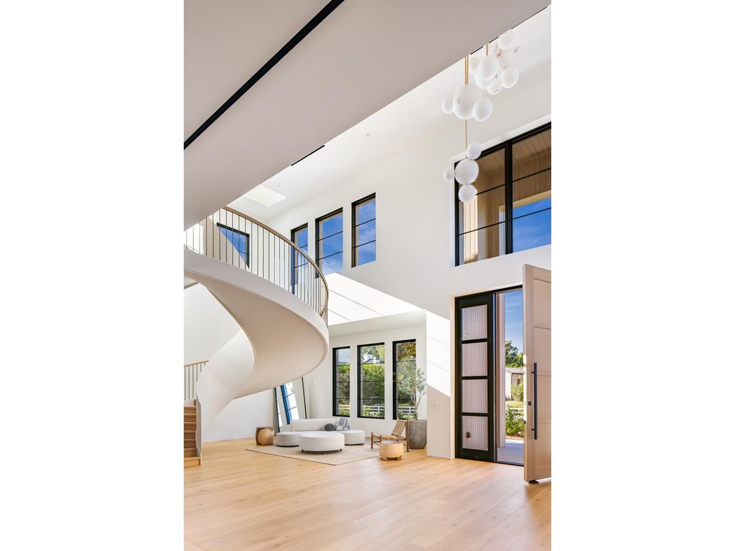 Interior, Pendant Lights, Wood Texture Flooring