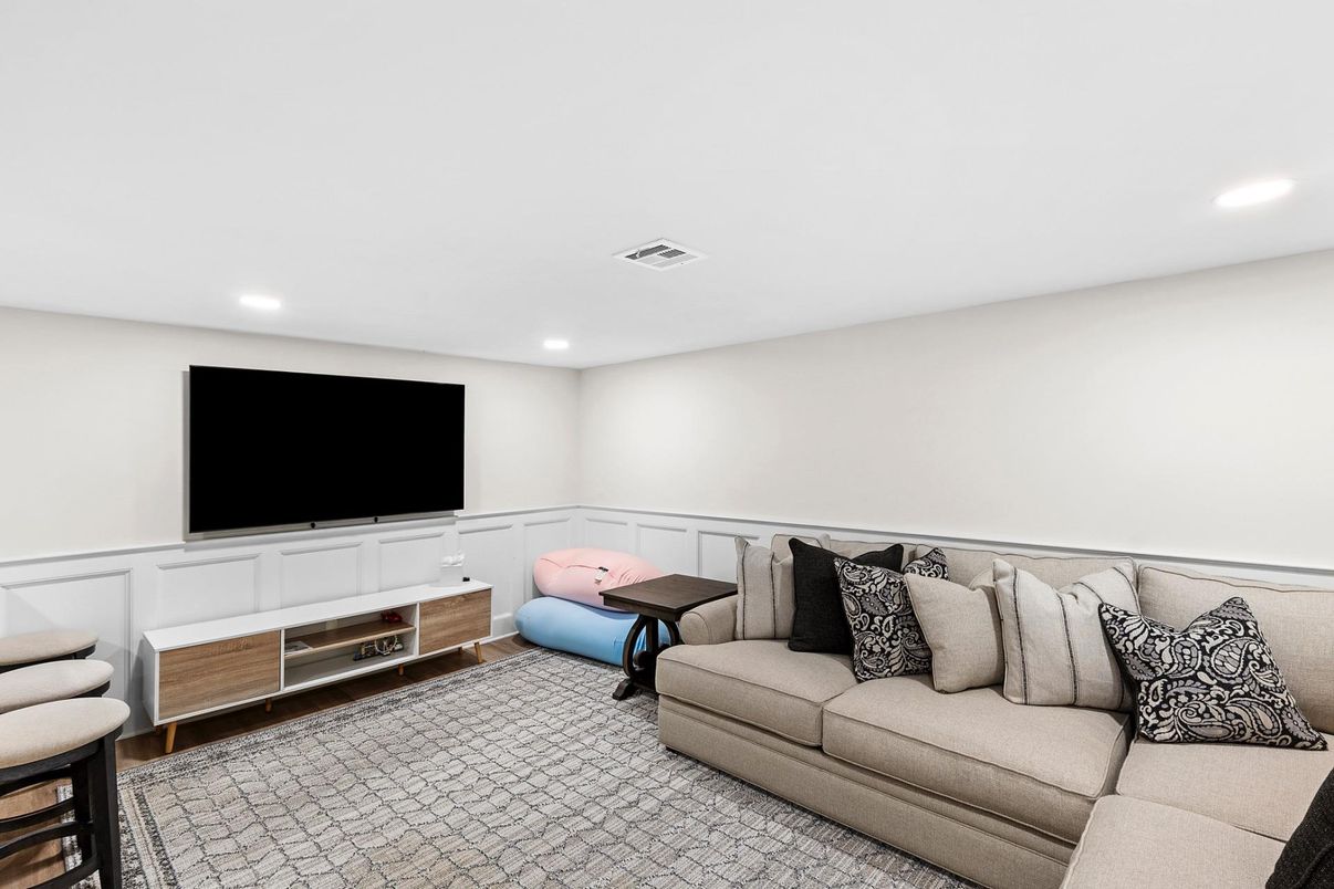 Interior, Living room, Recessed Lighting