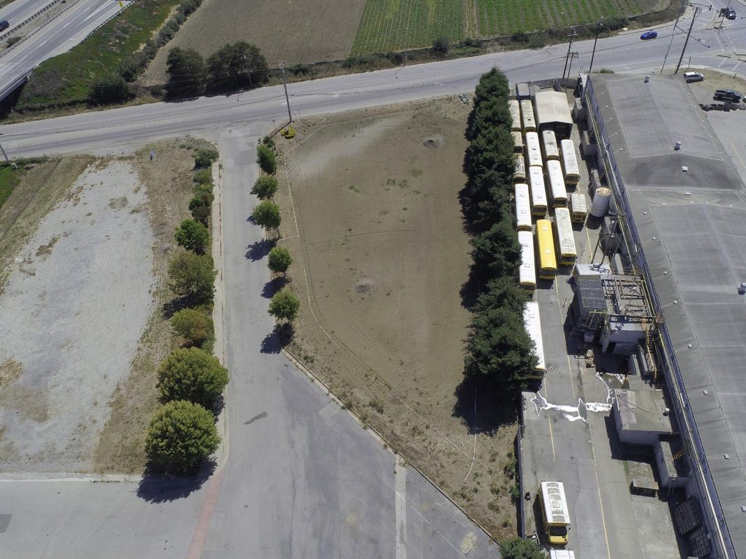 Exterior, Drone