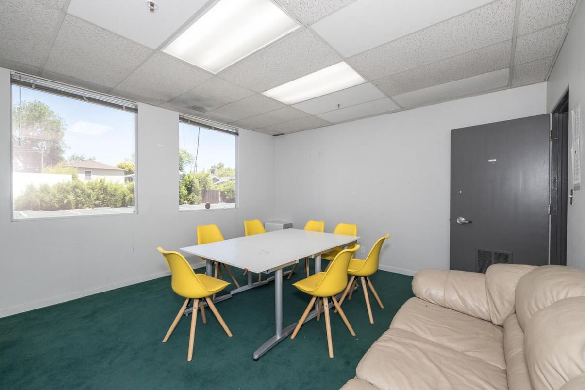 DE Listing image placeholder