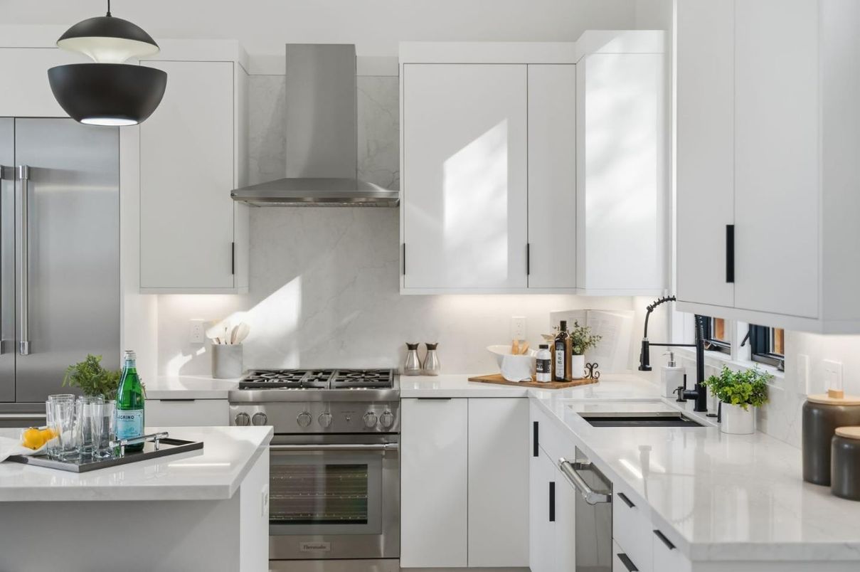Interior, Kitchen, Stainless Steel Appliances