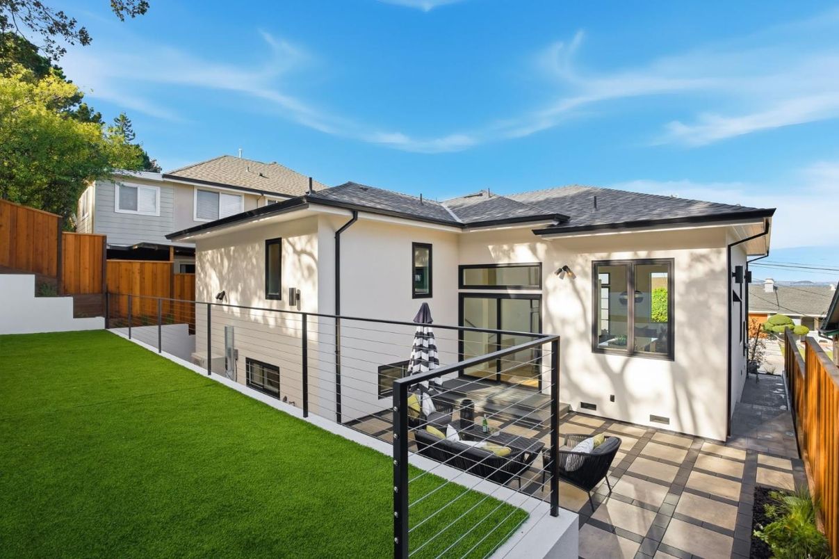 Backyard, Exterior, Water