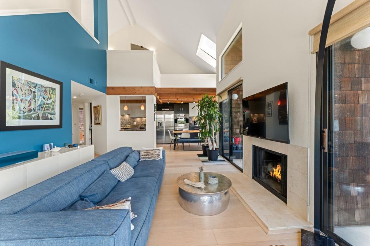 Fireplace, Interior, Living room, Pendant Lights, Recessed Lighting