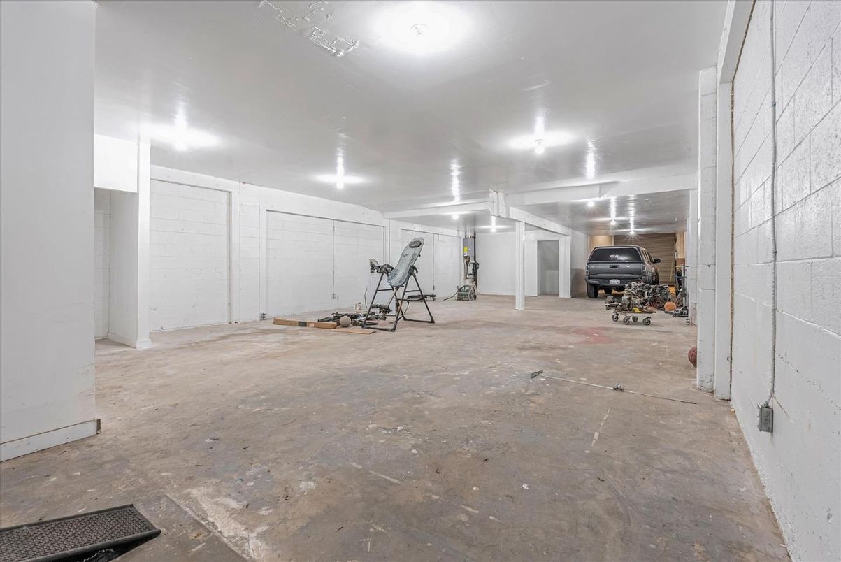 Fitness Equipment, Interior