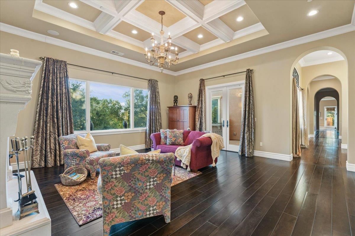 Chandelier, Interior, Living room, Recessed Lighting, Wood Texture Flooring