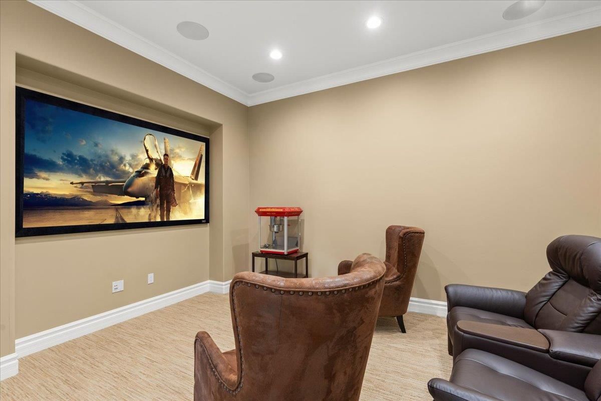 Interior, Projection Screen, Recessed Lighting, Theatre Room