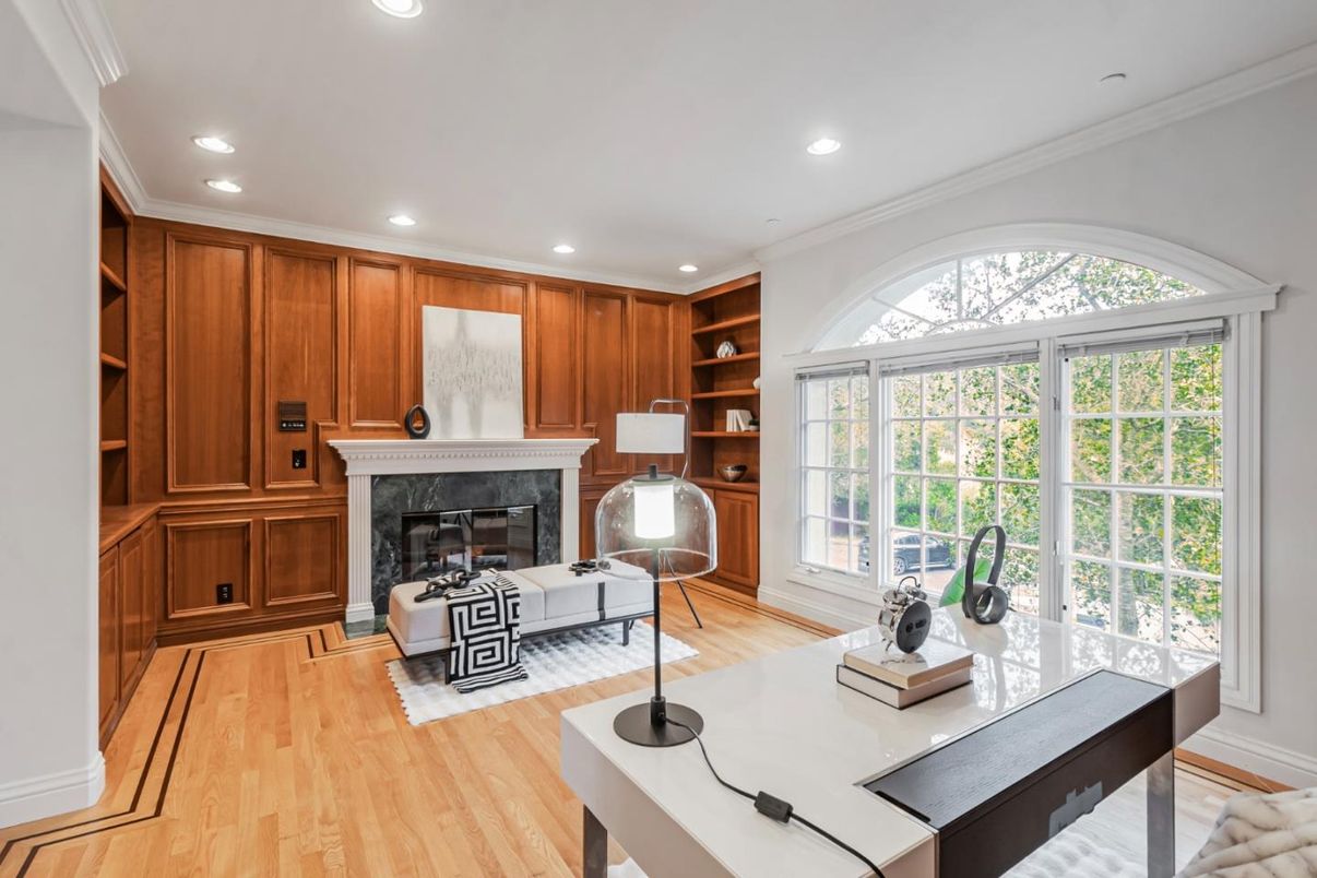 Fireplace, Interior, Recessed Lighting, Wood Texture Flooring