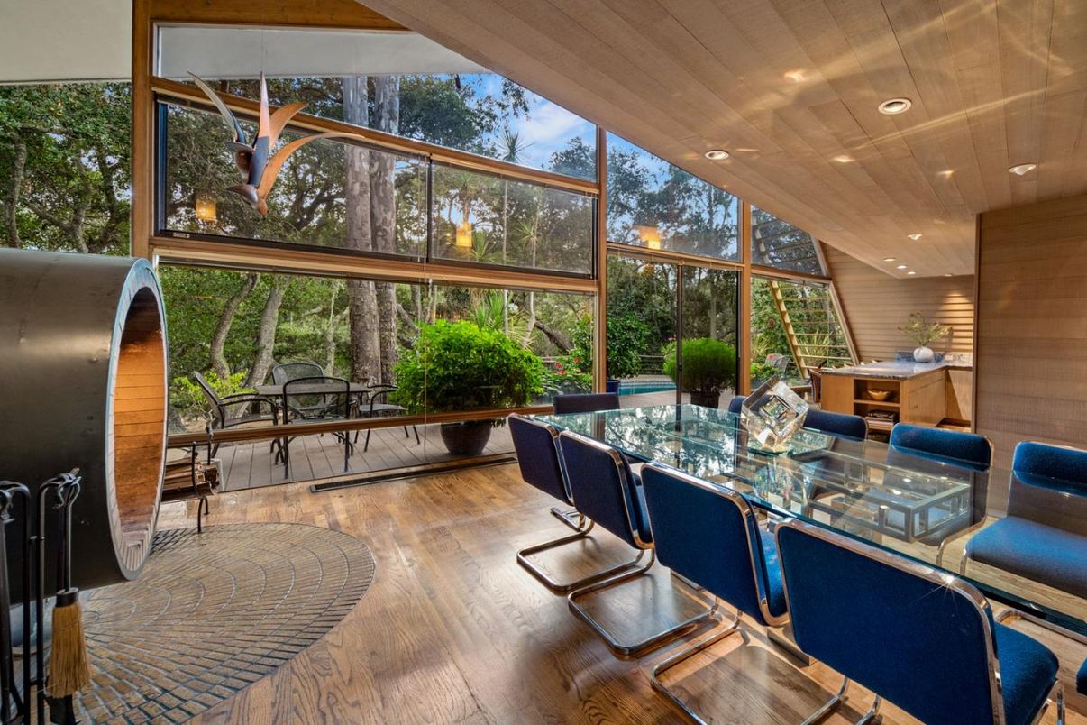 Dining room, Interior, Recessed Lighting, Wooden Ceilings, Wood Texture Flooring