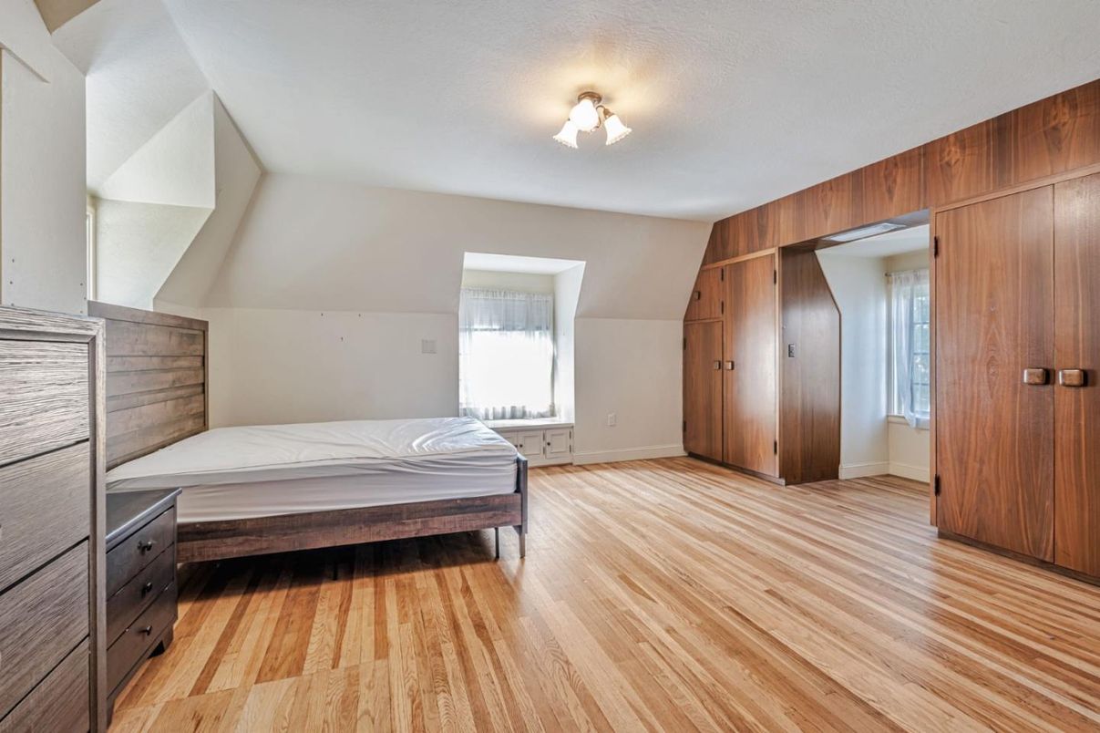 Bedroom, Interior, Wood Texture Flooring, Wooden Walls