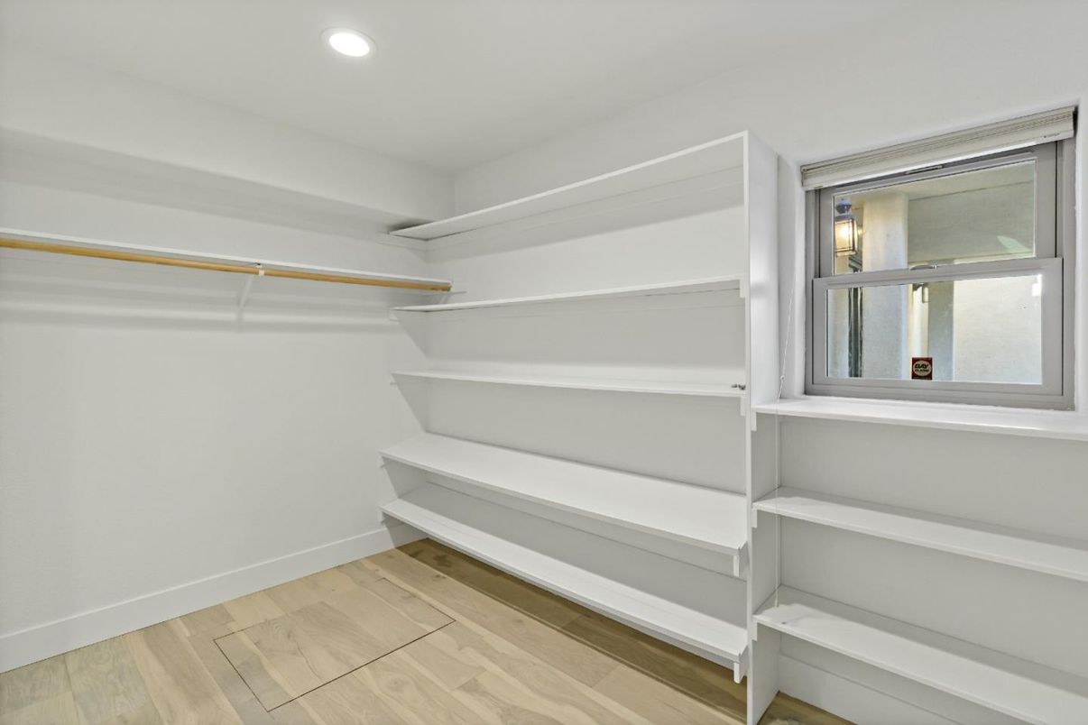 Interior, Recessed Lighting, Washer