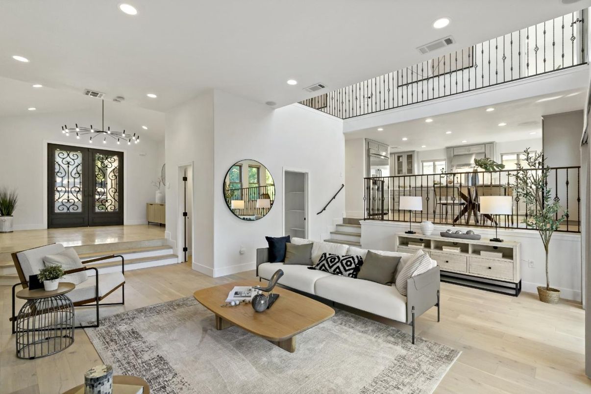 Interior, Living room, Recessed Lighting, Wood Texture Flooring