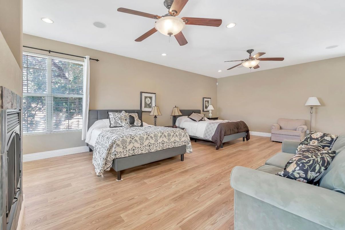 Bedroom, Interior, Recessed Lighting, Wood Texture Flooring