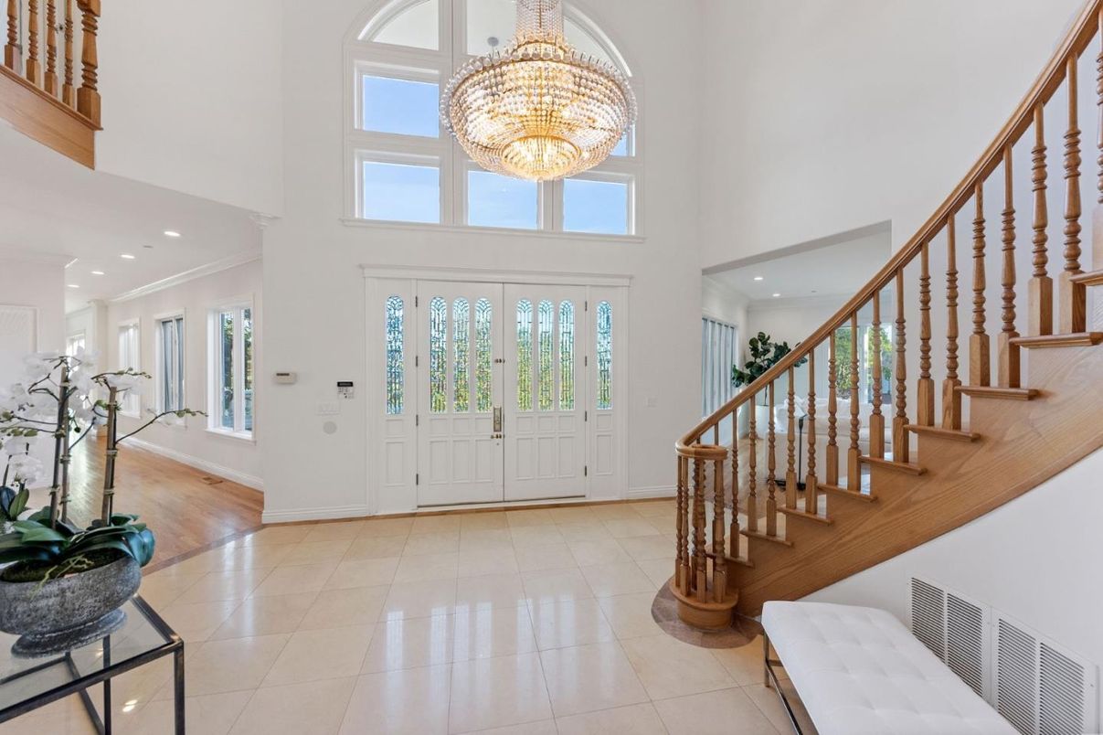 Chandelier, Interior, Recessed Lighting