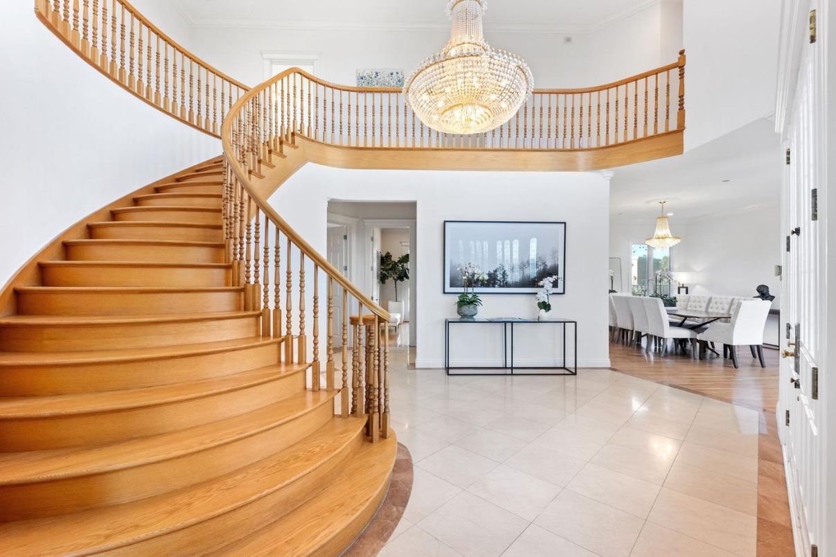 Chandelier, Dining room, Interior, Recessed Lighting