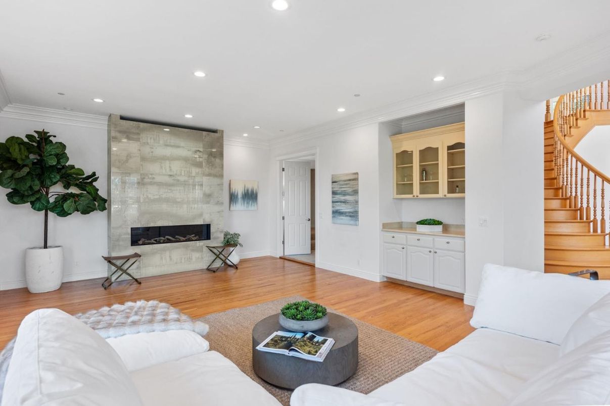 Fireplace, Interior, Living room, Recessed Lighting, Wood Texture Flooring