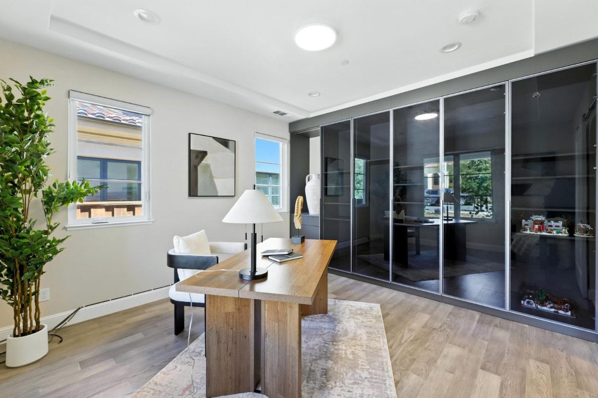 Home Office, Interior, Recessed Lighting, Wood Texture Flooring