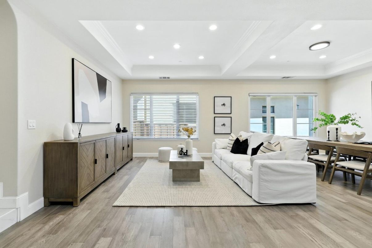 Dining room, Interior, Living room, Recessed Lighting, Wood Texture Flooring