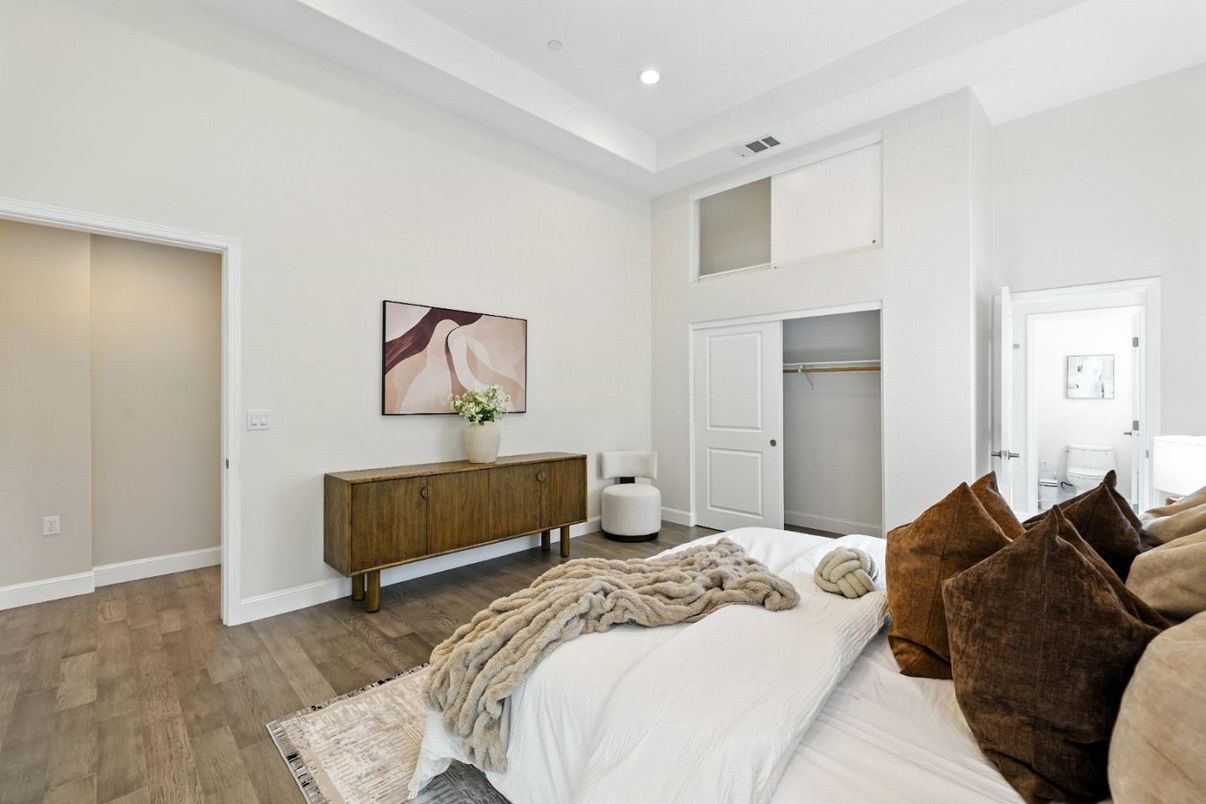Bedroom, Interior, Recessed Lighting, Wood Texture Flooring
