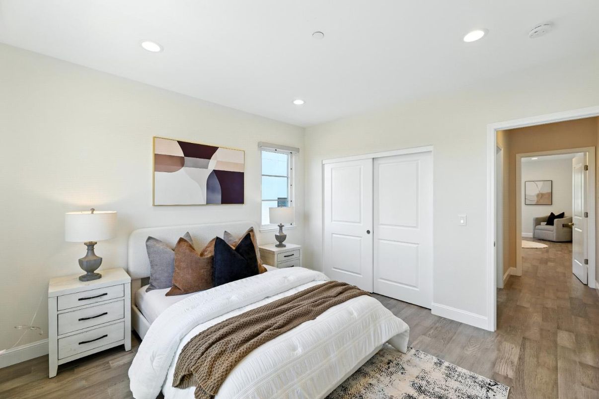 Bedroom, Interior, Recessed Lighting, Wood Texture Flooring