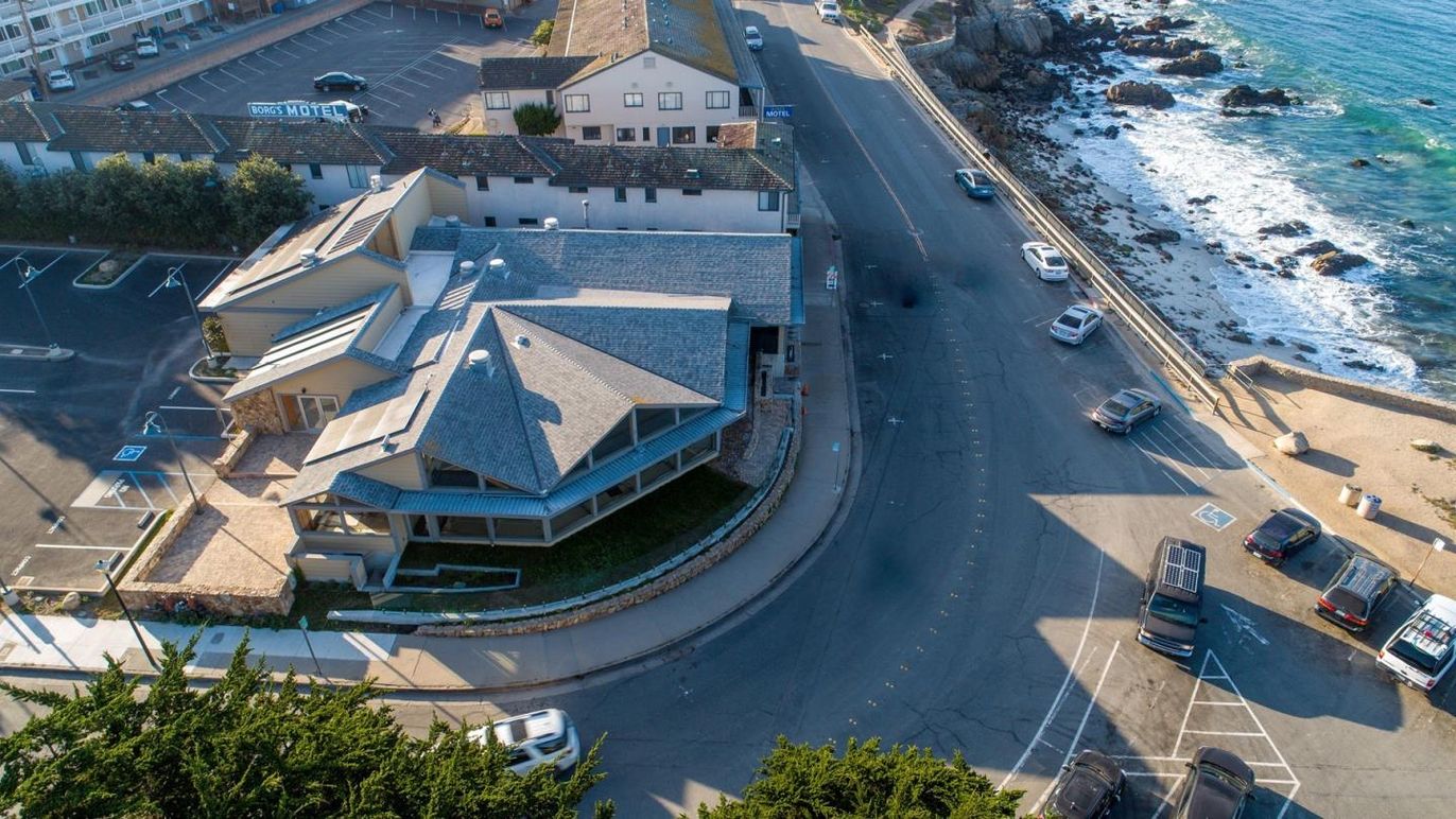 Exterior, Drone