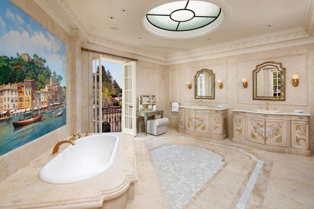 Bathroom, Dual Sink Vanities, Interior, Recessed Lighting