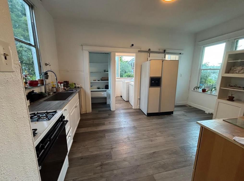 Interior, Kitchen, Wood Texture Flooring