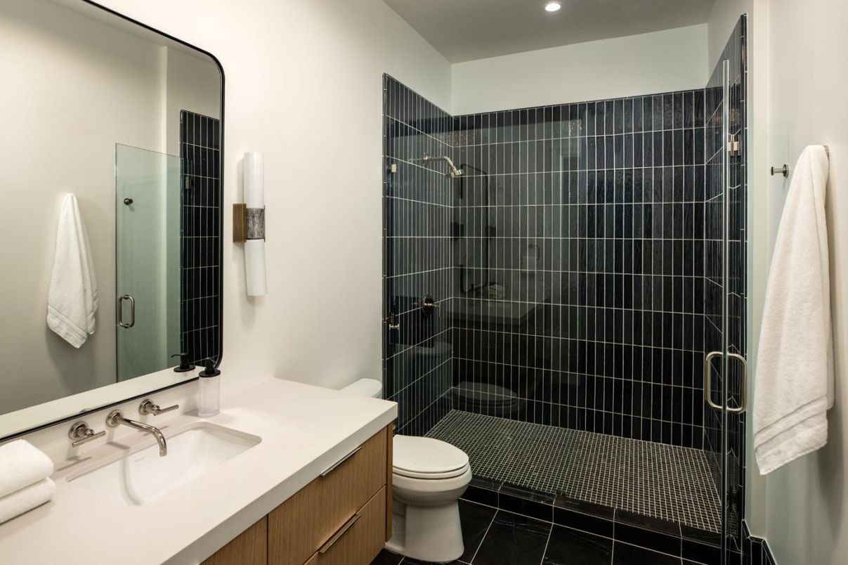 Bathroom, Interior, Recessed Lighting