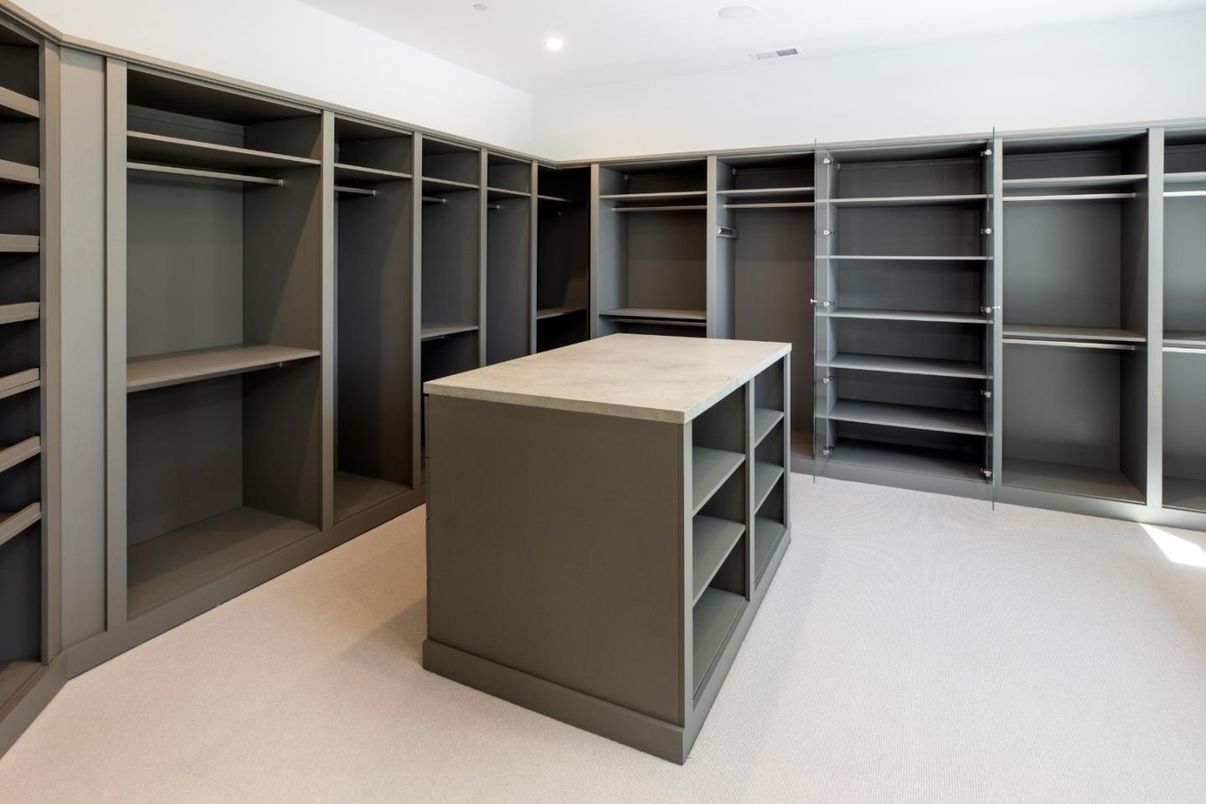 Interior, Recessed Lighting, Walk-in Closets