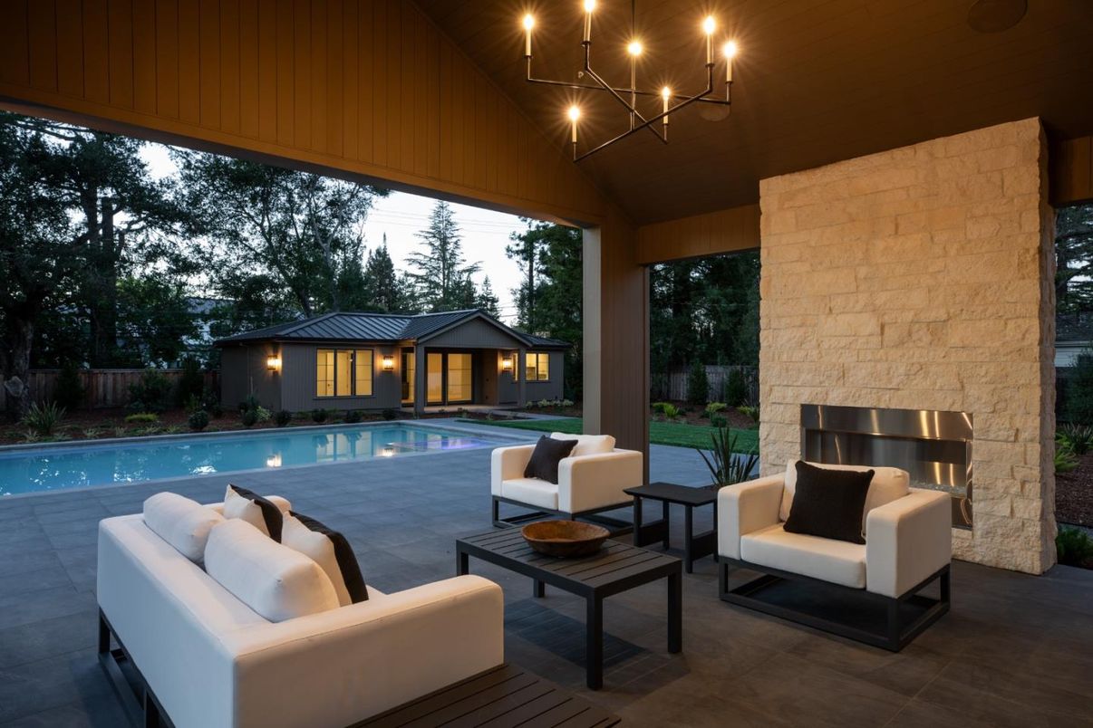 Exterior, Fireplace, Pool