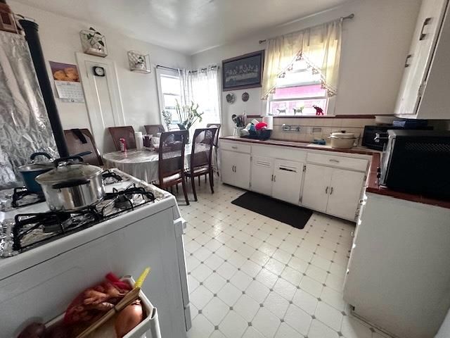 Dining room, Interior