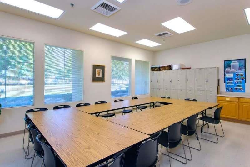 Dining room, Interior, Recessed Lighting
