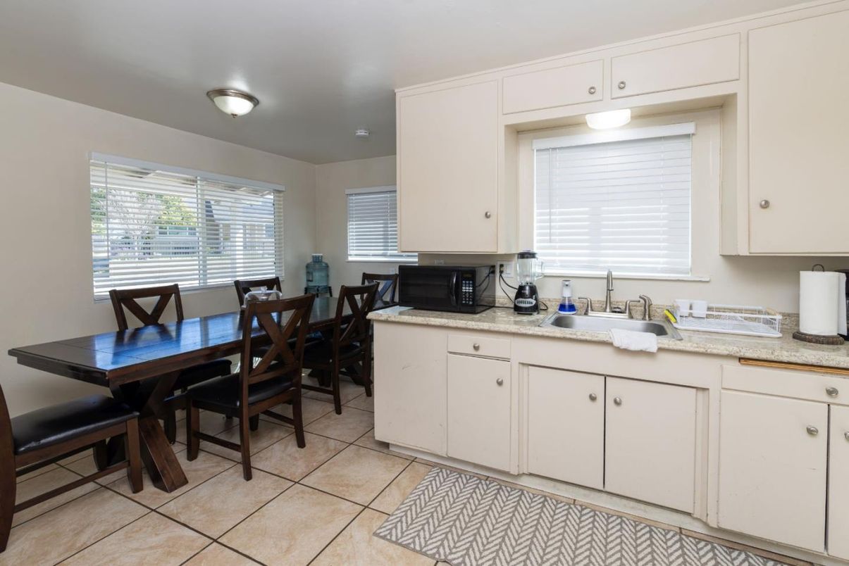 Dining room, Interior