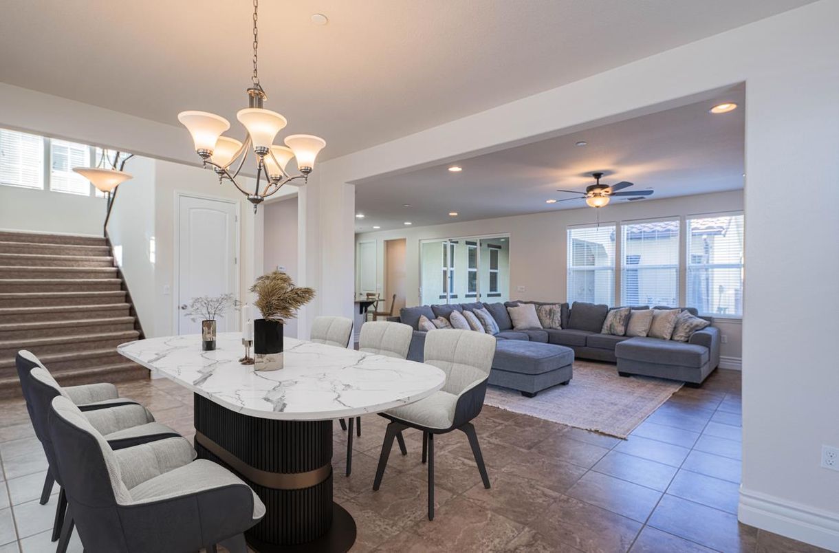 Chandelier, Dining room, Interior, Living room, Recessed Lighting